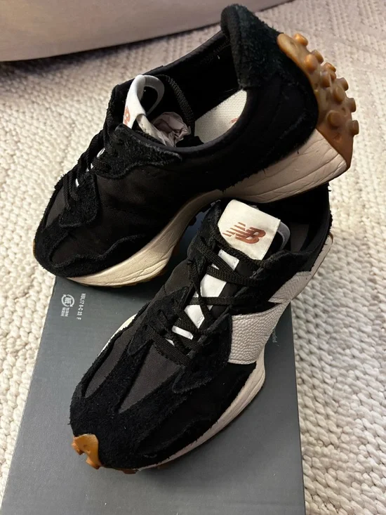 New Balance 327 Black, White & Gum Accent Running Sneakers - Picture 13 of 13